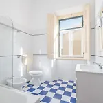 Cool Near Alfama Апартаменти Лісабон