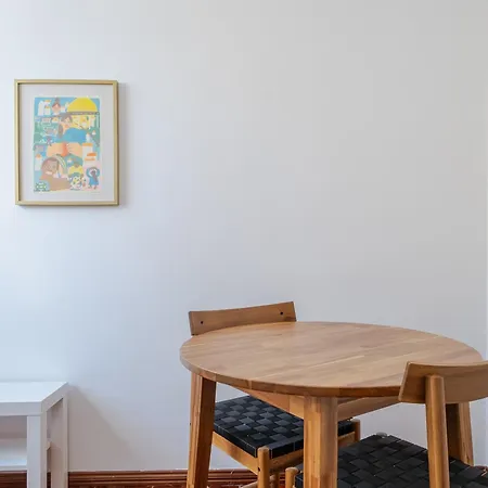 Апартаменти Cool Near Alfama Лісабон