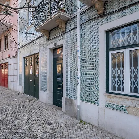 Daire Cool Near Alfama *